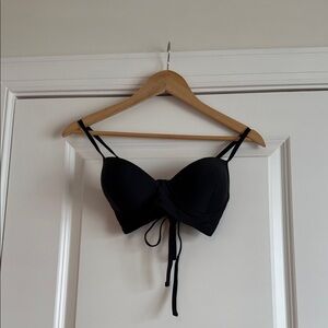 Chic Black Women's Bikini Top & Bottom
